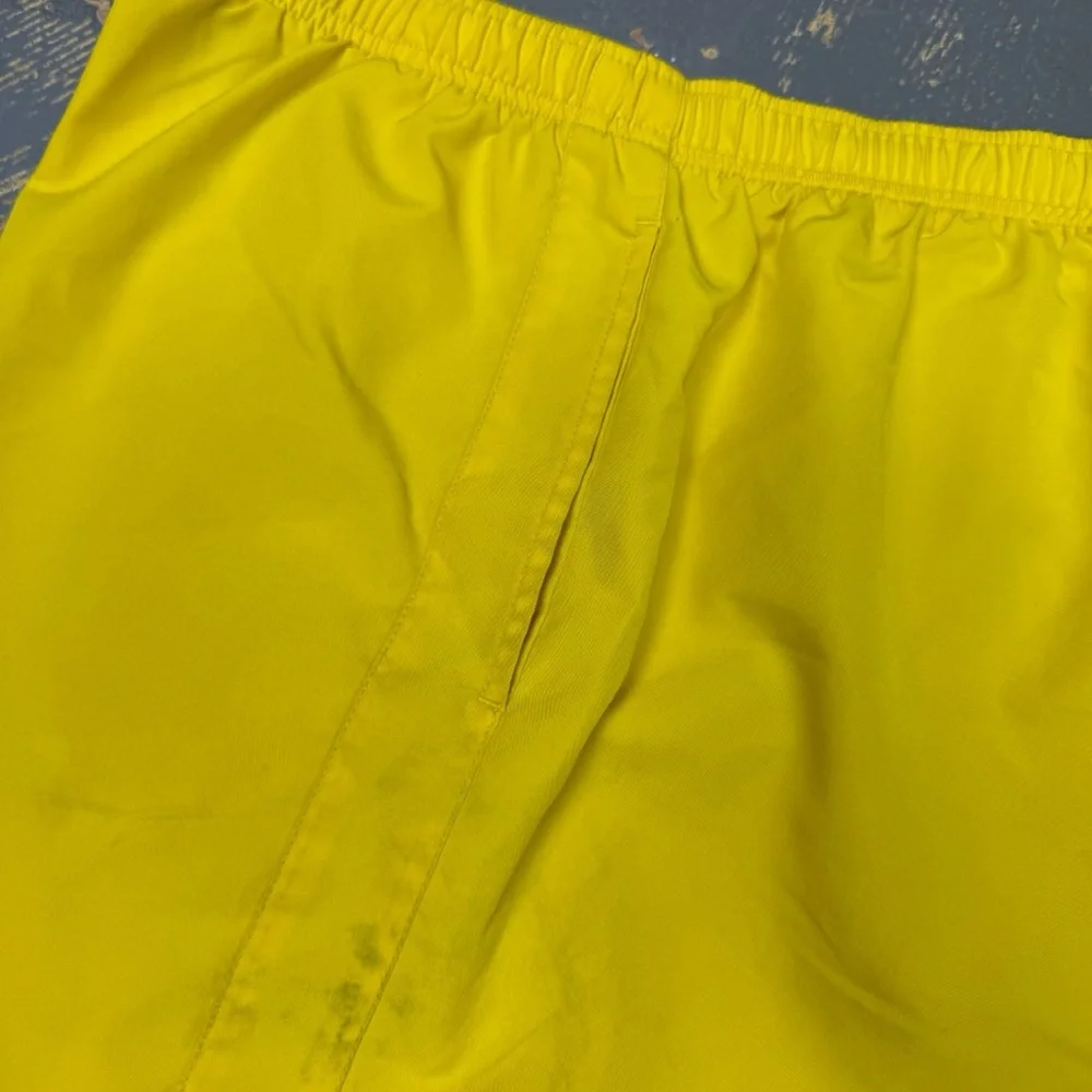 Nike 5” Running Fitness Shorts Yellow Workout S6WWW 297019 Medium Court Ace - Picture 6 of 12